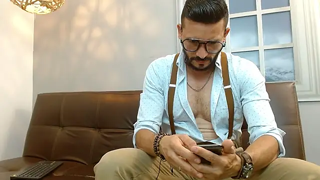 Reiko 85  online show from 03-05-25, 07:27