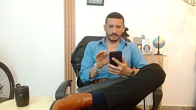 Reiko 85  online show from 10-01-25, 02:34