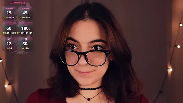 Snapshot of DracosMoon chatting on 02-08-25, 07:04 DracosMoon online show from 02-08-25, 07:04