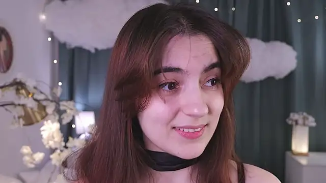 Snapshot of DracosMoon chatting on 03-16-25, 01:17 DracosMoon online show from 03-16-25, 01:17