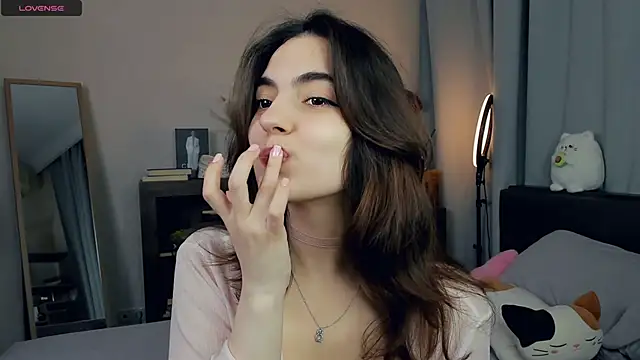 Snapshot of DracosMoon chatting on 09-10-25, 07:08 DracosMoon online show from 09-10-25, 07:08