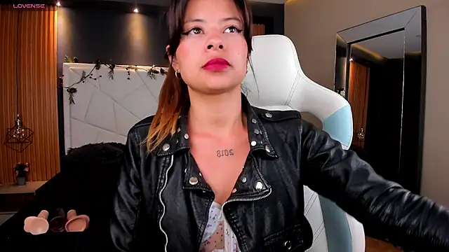 Antonella Torres2 online show from 02-17-25, 03:25