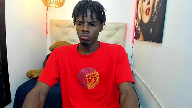 Snapshot of royce_ebony chatting on 09-11-25, 02:00 royce ebony online show from 09-11-25, 02:00