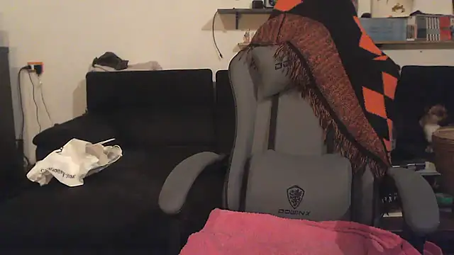 complicata mente online show from 12-29-24, 12:20