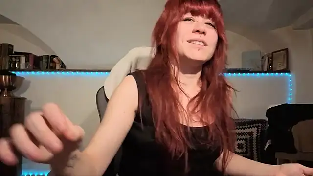 complicata mente online show from 12-17-25, 09:32