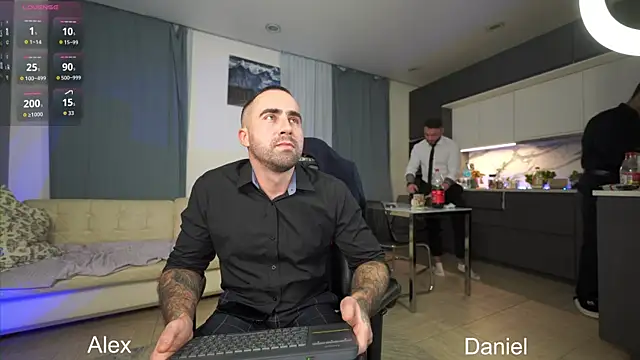 Snapshot of Alex_xxx chatting on 10-09-25, 05:11 Alex xxx online show from 10-09-25, 05:11