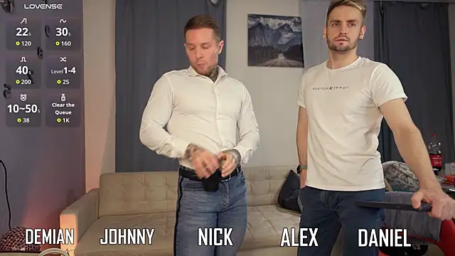 Snapshot of Alex_xxx chatting on 10-12-25, 03:22 Alex xxx online show from 10-12-25, 03:22