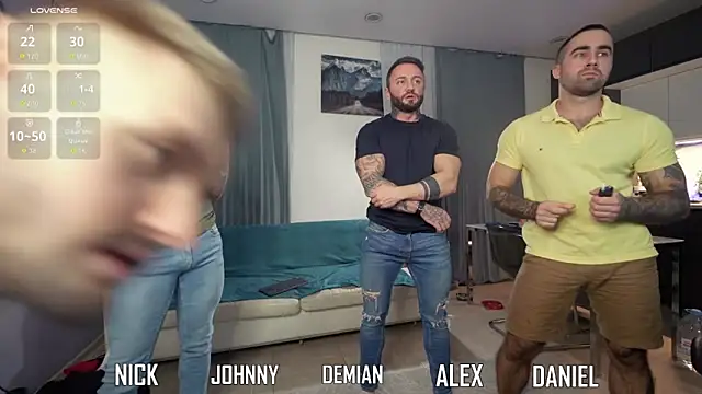 Snapshot of Alex_xxx chatting on 10-19-25, 03:34 Alex xxx online show from 10-19-25, 03:34