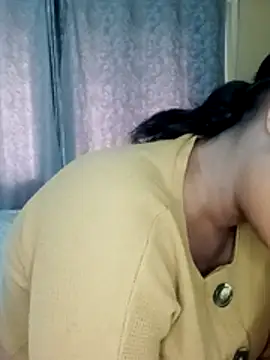 Luciouslips00 online show from 11-24-25, 07:30