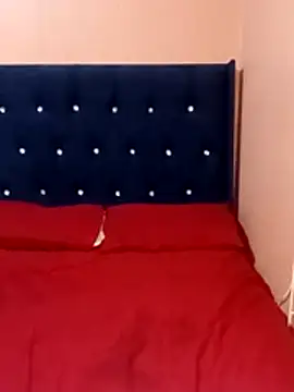 Luciouslips00 online show from 02-19-26, 09:44