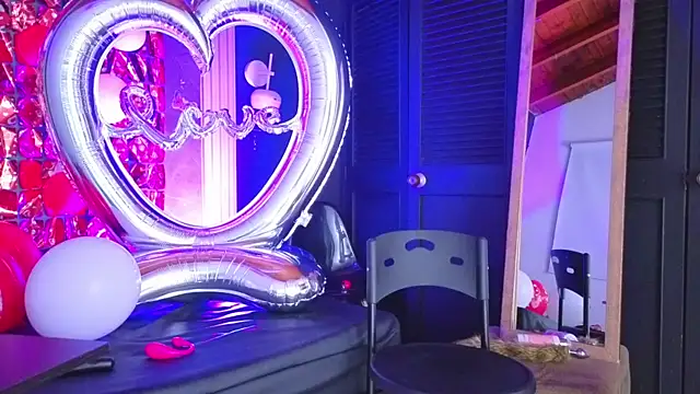 haileycat online show from 02-12-26, 01:22