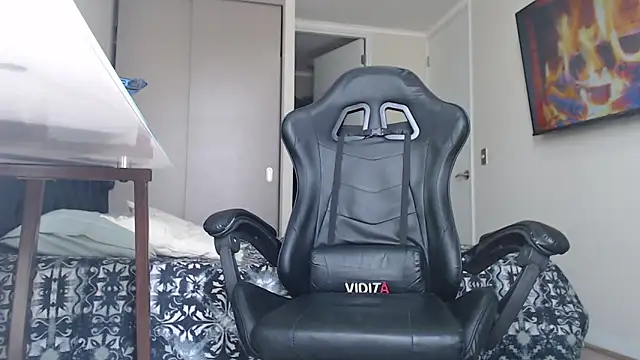 Snapshot of jonhklleyn chatting on 09-17-25, 05:58 jonhklleyn online show from 09-17-25, 05:58