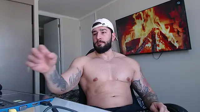 Snapshot of jonhklleyn chatting on 09-18-25, 06:43 jonhklleyn online show from 09-18-25, 06:43