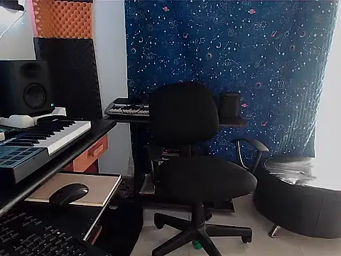 patrik tattoo  online show from 01-25-25, 06:35