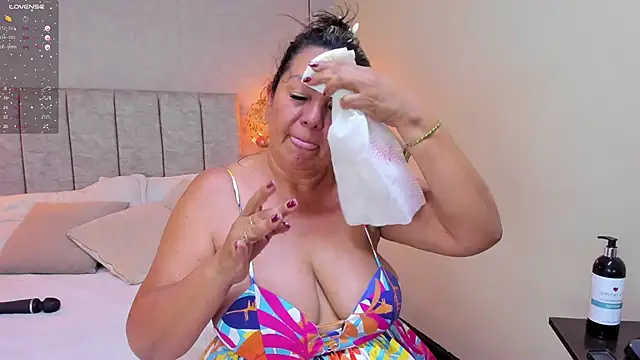 tutu milf online show from 02-21-25, 07:10