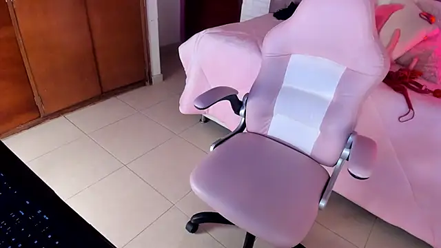 Kitty Pam online show from 01-05-26, 08:12