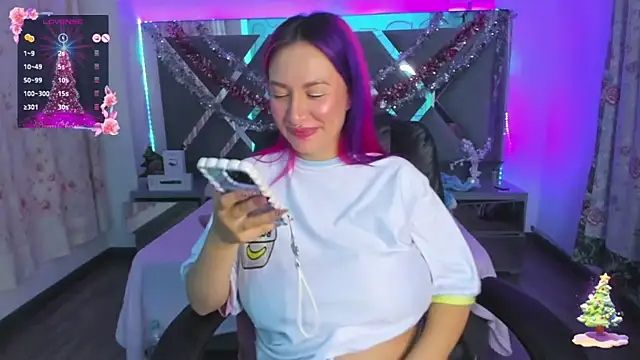 Snapshot of Malala_18 chatting on 01-04-25, 05:37 Malala 18 online show from 01-04-25, 05:37