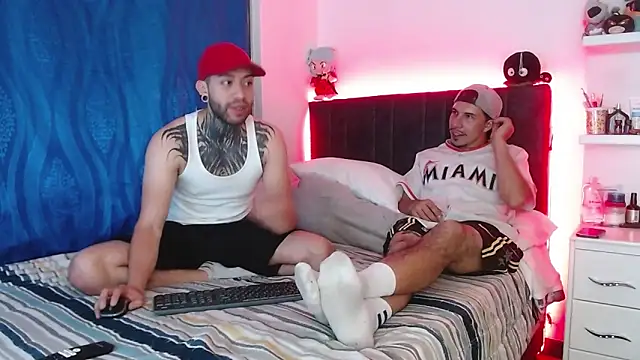 Snapshot of _tatho_perovich_ chatting on 02-05-25, 01:26 tatho perovich online show from 02-05-25, 01:26