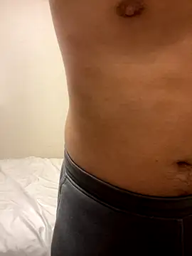 YU-KI00 online show from 12-02-25, 12:32