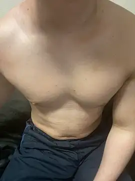 Snapshot of YU-KI00 chatting on 05-31-26, 11:28 YU-KI00 online show from 05-31-26, 11:28