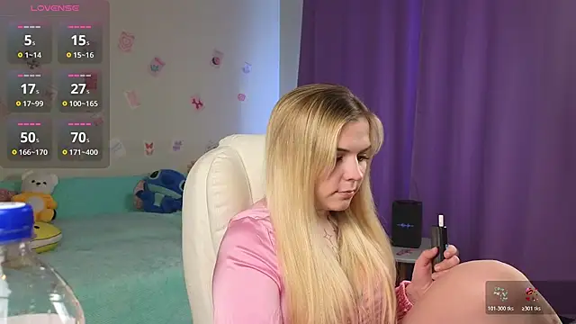 Kate Legend online show from 04-08-26, 03:28