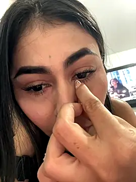 emilie xx  online show from 10-04-25, 05:33