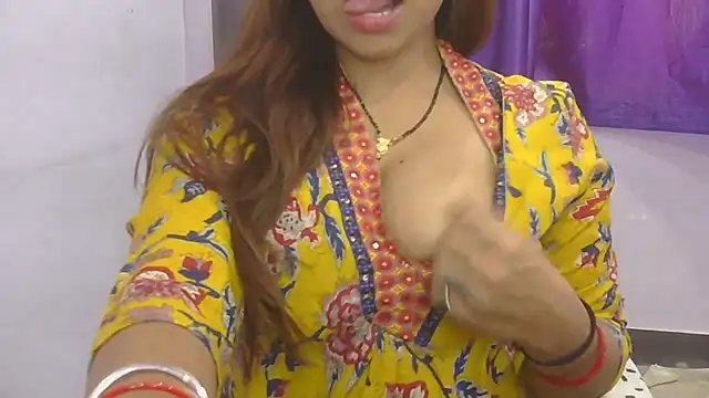 cutie-taara online show from 11-06-25, 04:35