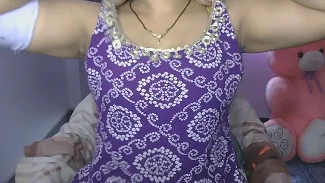 Snapshot of cutie-taara chatting on 06-28-26, 04:29 cutie-taara online show from 06-28-26, 04:29