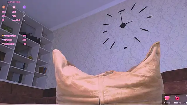 Snapshot of Jessa_mi chatting on 02-19-25, 07:27 Jessa mi online show from 02-19-25, 07:27