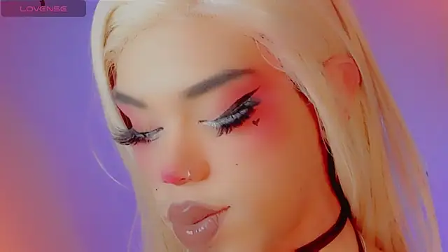 DanniLee  online show from 12-14-25, 07:18