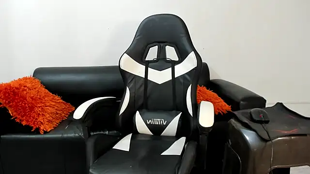 JuanDiegoKing online show from 03-23-25, 03:21