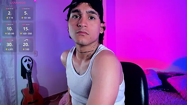 Snapshot of christianwang chatting on 11-04-25, 12:21 christianwang online show from 11-04-25, 12:21