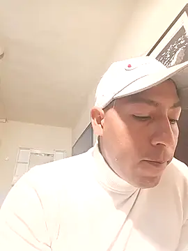 Reveldeseductor online show from 04-07-26, 11:32