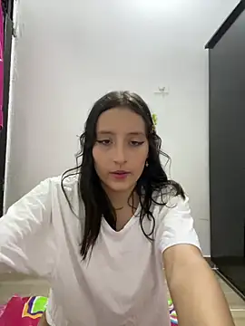 Snapshot of EmySofia chatting on 03-08-25, 03:17 EmySofia online show from 03-08-25, 03:17