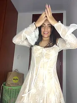 EmySofia online show from 07-09-26, 04:38