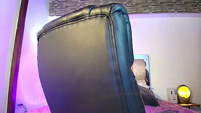 Snapshot of dakota_Robbins_ chatting on 02-09-25, 11:36 dakota Robbins online show from 02-09-25, 11:36