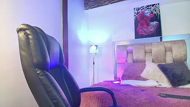 Snapshot of dakota_Robbins_ chatting on 03-15-25, 11:06 dakota Robbins online show from 03-15-25, 11:06