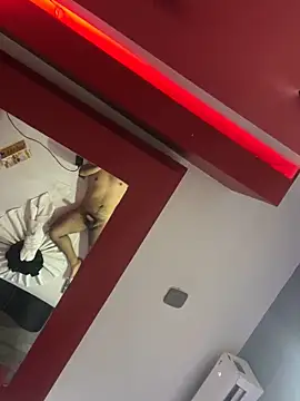 YoElMasHot online show from 04-01-26, 01:17