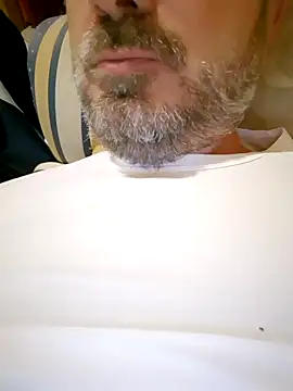 Snapshot of 1talianBeutifulCock chatting on 12-08-24, 01:47 1talianBeutifulCock online show from 12-08-24, 01:47