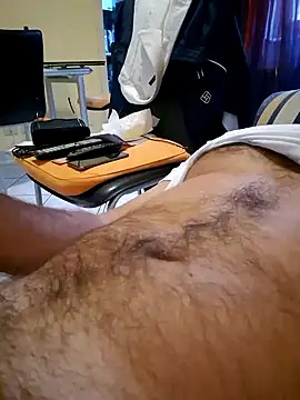 Snapshot of 1talianBeutifulCock chatting on 01-03-25, 01:58 1talianBeutifulCock online show from 01-03-25, 01:58