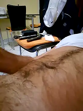 Snapshot of 1talianBeutifulCock chatting on 01-12-25, 07:42 1talianBeutifulCock online show from 01-12-25, 07:42