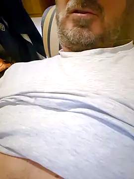 Snapshot of 1talianBeutifulCock chatting on 02-21-25, 01:00 1talianBeutifulCock online show from 02-21-25, 01:00