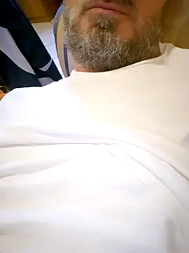 Snapshot of 1talianBeutifulCock chatting on 03-15-25, 03:59 1talianBeutifulCock online show from 03-15-25, 03:59