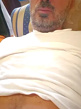 Snapshot of 1talianBeutifulCock chatting on 09-15-25, 10:48 1talianBeutifulCock online show from 09-15-25, 10:48