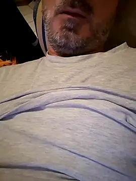 Snapshot of 1talianBeutifulCock chatting on 10-16-25, 04:41 1talianBeutifulCock online show from 10-16-25, 04:41