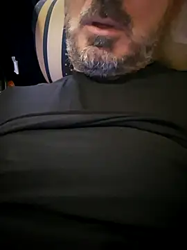 Snapshot of 1talianBeutifulCock chatting on 11-13-25, 12:48 1talianBeutifulCock online show from 11-13-25, 12:48