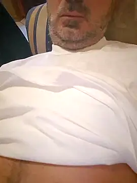 Snapshot of 1talianBeutifulCock chatting on 11-22-25, 09:08 1talianBeutifulCock online show from 11-22-25, 09:08