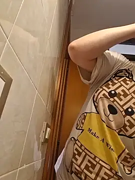 perla97 online show from 02-18-25, 08:47