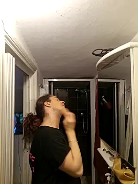 perla97 online show from 03-06-25, 08:16