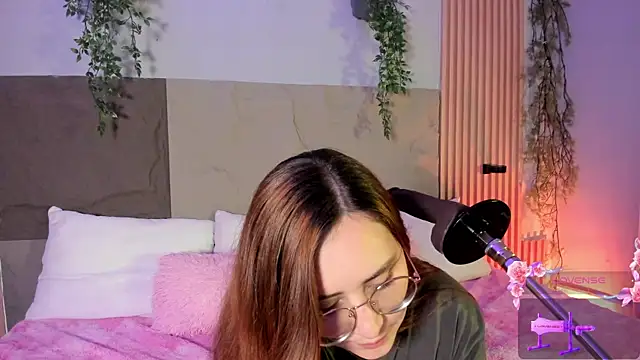 centaurigirl online show from 04-07-26, 04:46